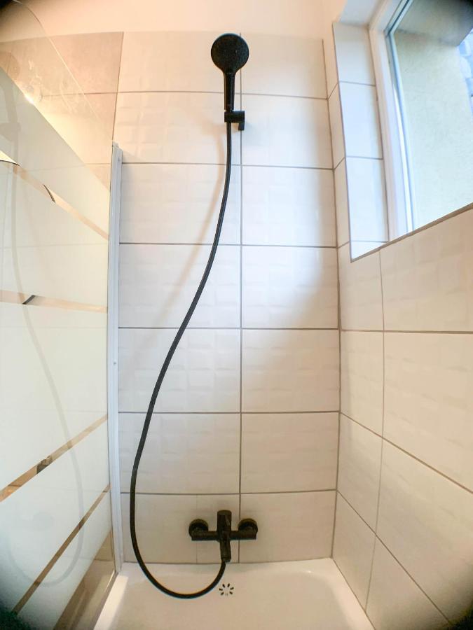 Luterana Studio Apartment ブカレスト エクステリア 写真